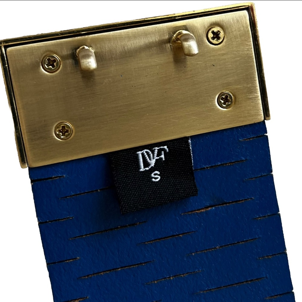 DIANE VON FURSTENBERG BLUE WAIST CINCHING BELT SIZE SMALL MODERN CONTEMPORARY - Picture 2 of 5